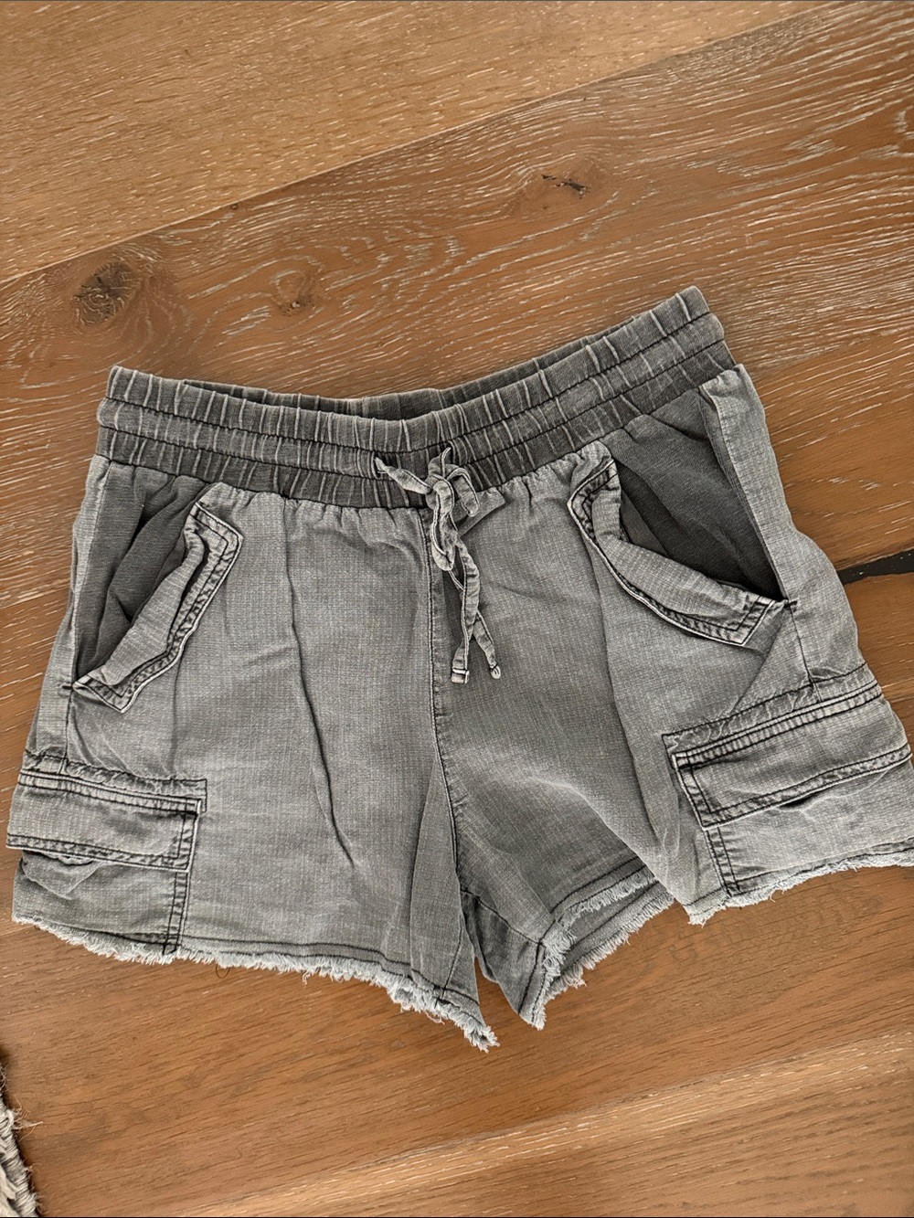 Splendid Gray Washed Cargo Shorts